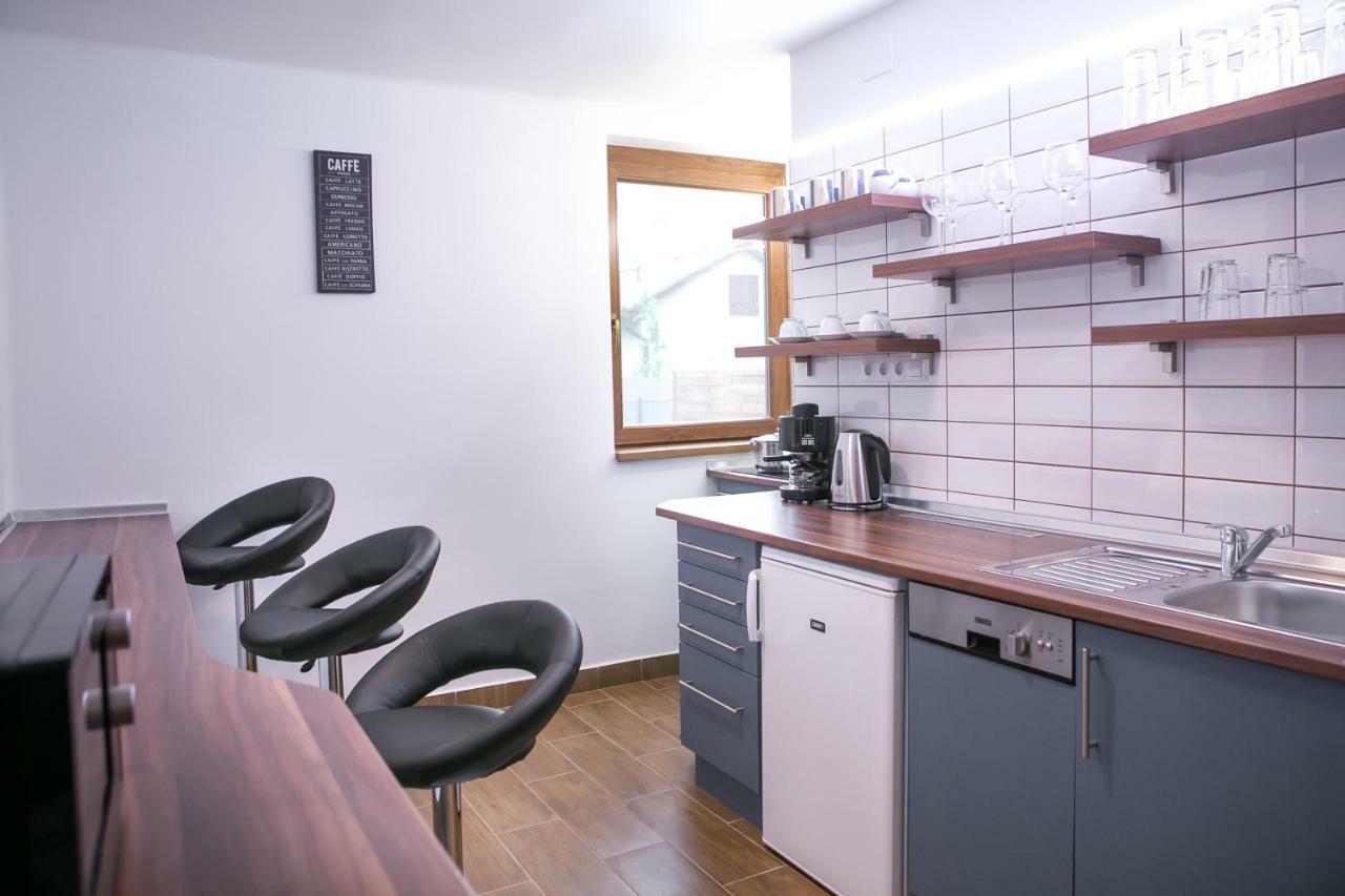 Starlight Apartment Mezőkövesd 外观 照片