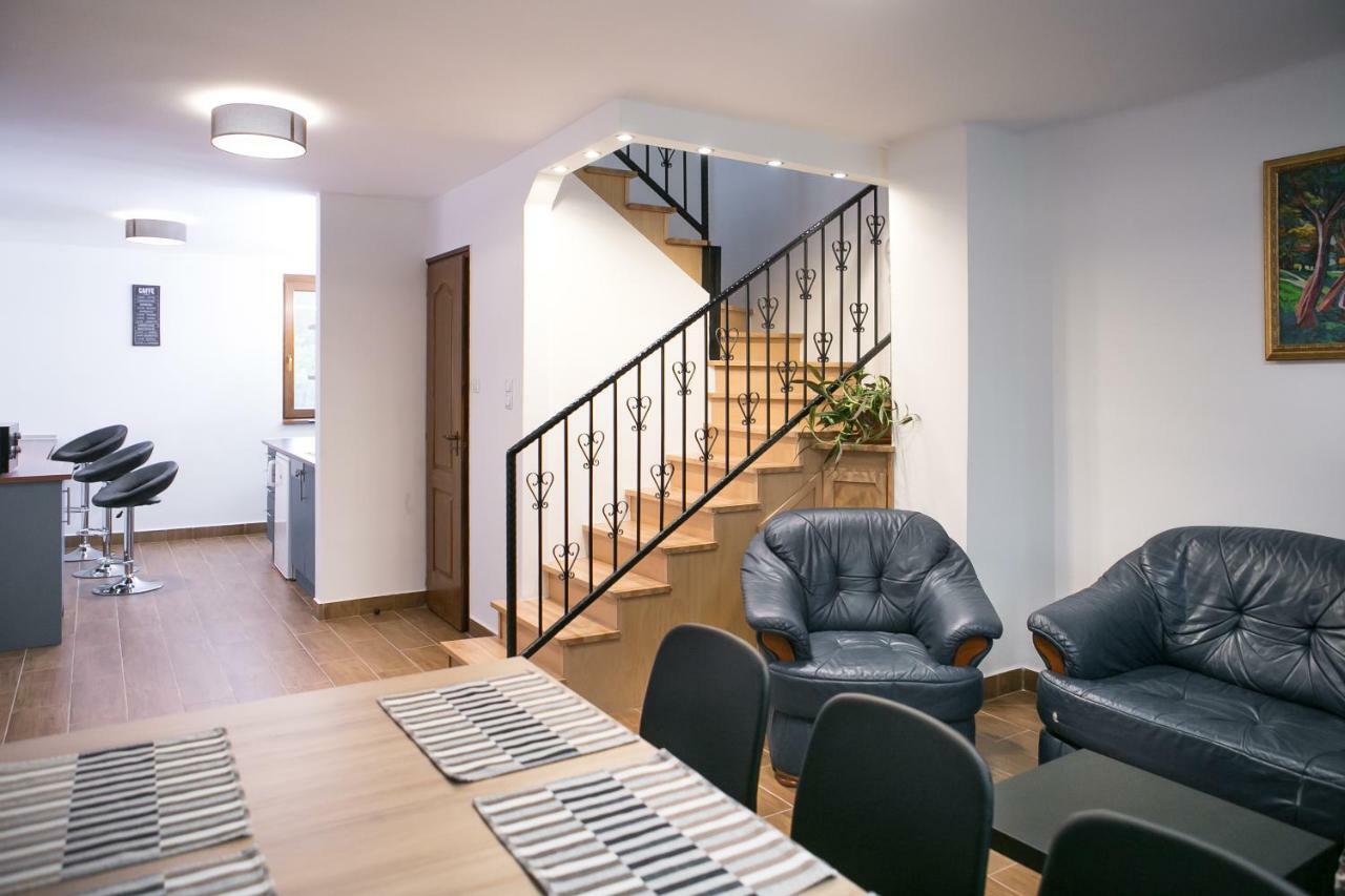 Starlight Apartment Mezőkövesd 外观 照片