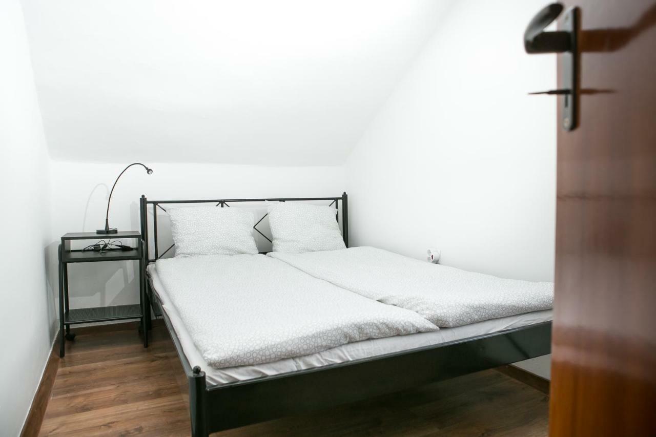 Starlight Apartment Mezőkövesd 外观 照片
