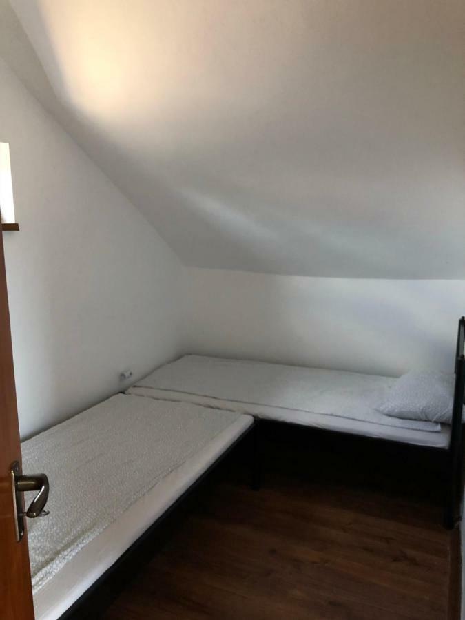 Starlight Apartment Mezőkövesd 外观 照片
